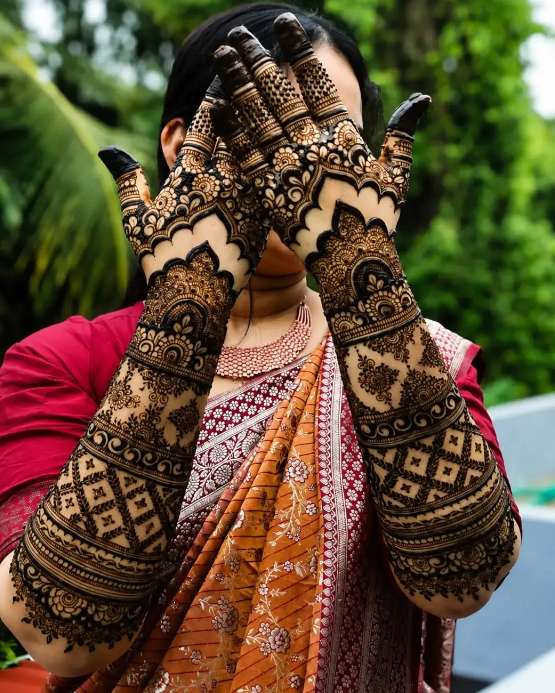Mehandi Design Frame